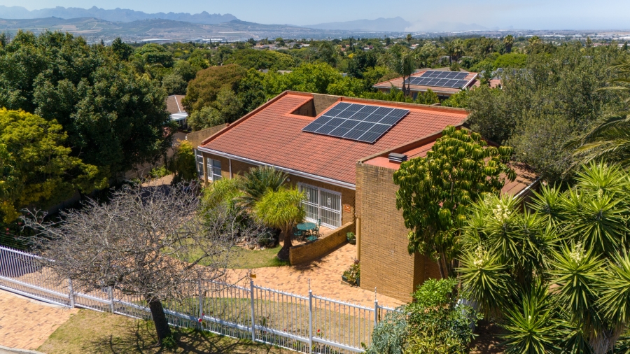 3 Bedroom Property for Sale in Ridgeworth Western Cape